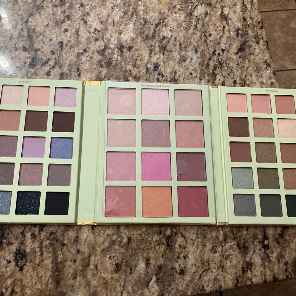 Pixi beauty kit